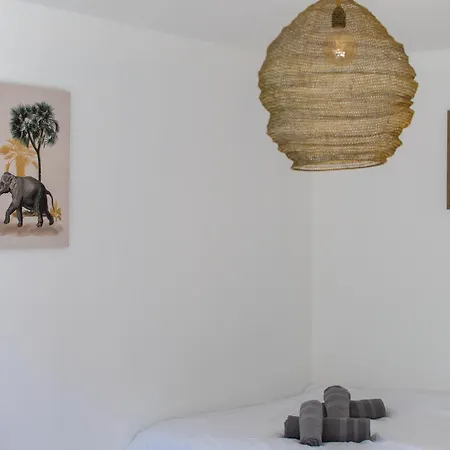 Clementine Apartment *